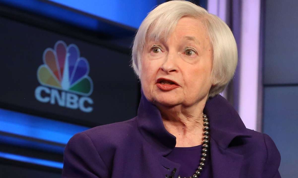 Treasury Secretary Yellen Calls for Quick Regulations on Stablecoins