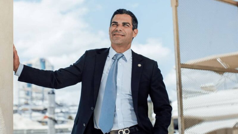 Miami’s Mayor Opposes Jamie Dimon, Says Bitcoin Is Definitely Not Worthless