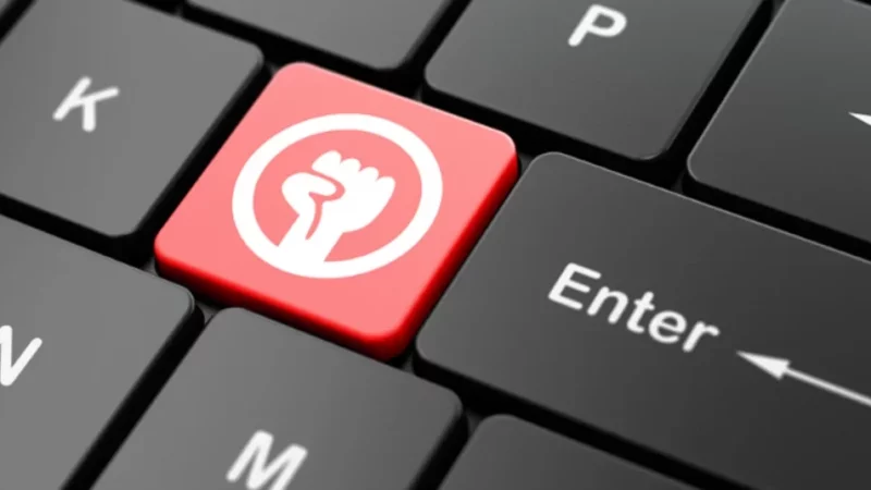 A Study On Democratising The Web