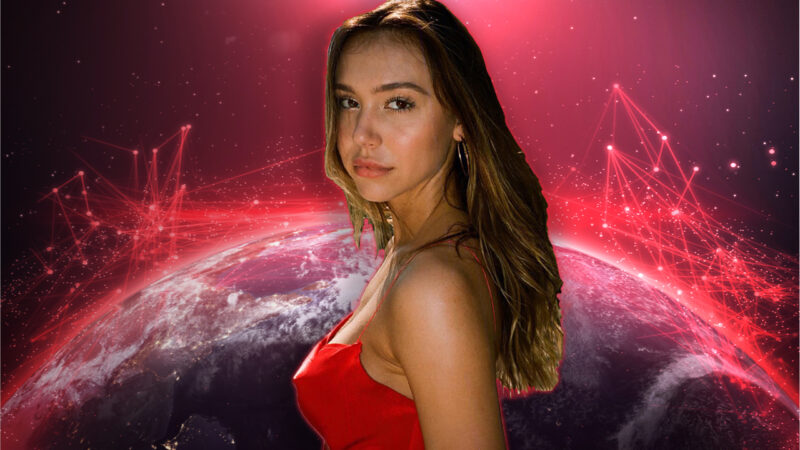 Socialite and Model Alexis Ren Doesn’t Trust the Dollar Economy, Says Crypto Is a Viable Alternative
