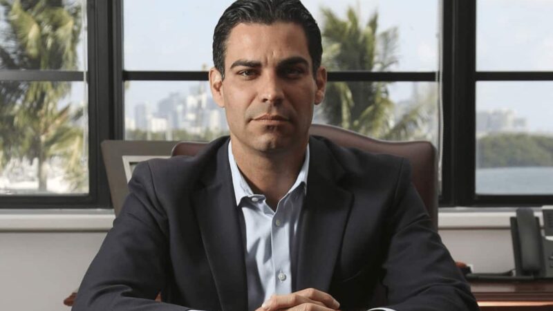 Miami’s Mayor: Bitcoin Has The Ability to Peacefully Eradicate Communism