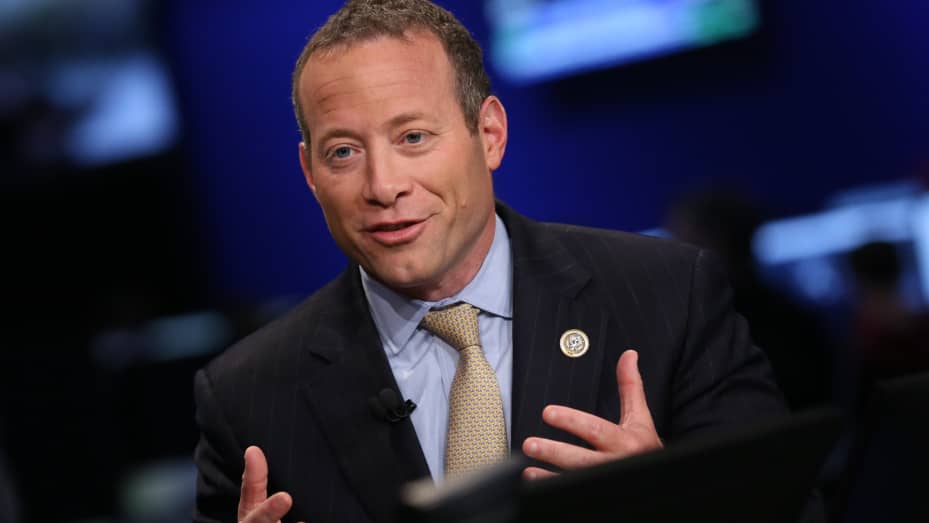 US Lawmaker Unveils a Draft Bill Focused on Stablecoin Regulations