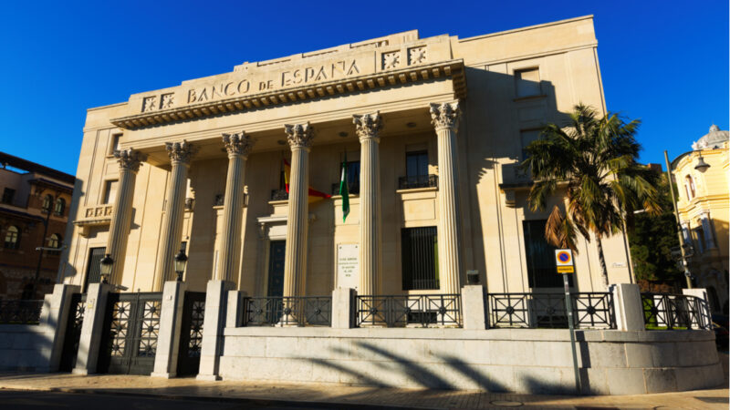 Bank of Spain Warns About Risk of Extended Use of Unregulated Cryptocurrencies in the Country