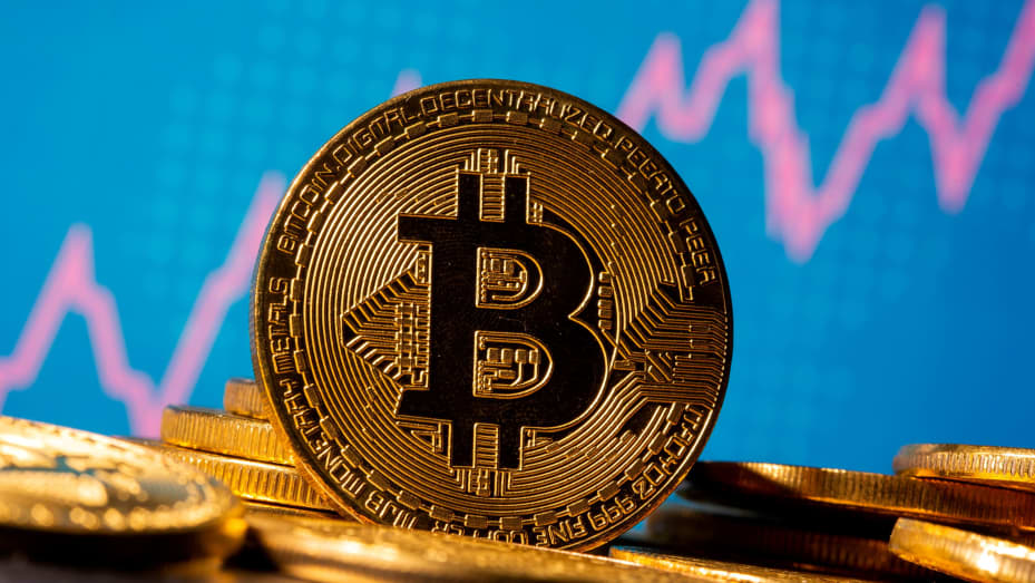 Not 2022, This is When Bitcoin (BTC) Price Will Hit $100k !