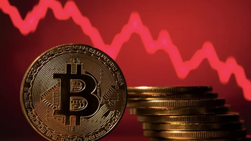 Bitcoin At Pivotal Point! Will BTC Price Retest $40k Or Surge Above $43K in Coming Week?￼