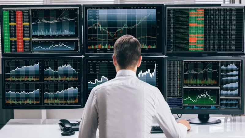 This Is When Crypto Will Hit $200T Market Cap, Right Time To Buy the Dip?