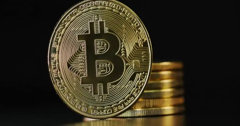 Pros and Cons of Investing in Bitcoin