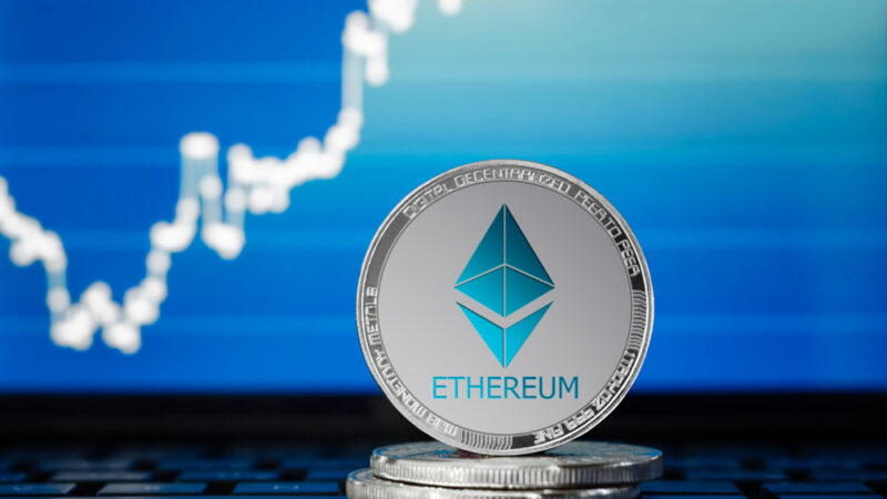 Bitcoin, Ethereum Technical Analysis: ETH Rebounds, Climbing to Over $1,600 on Friday