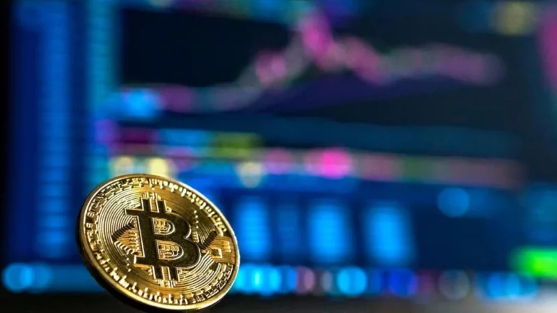 Bitcoin Futures Market Is On The Verge Of A Bullish Signal While Mining Revenue Hits The Lowest!