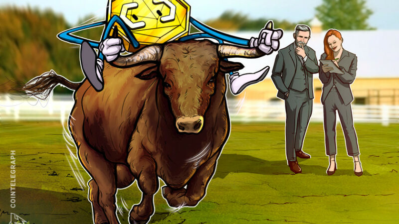 Bullish crypto traders maintain the upper hand despite the total market cap rejecting at $1T