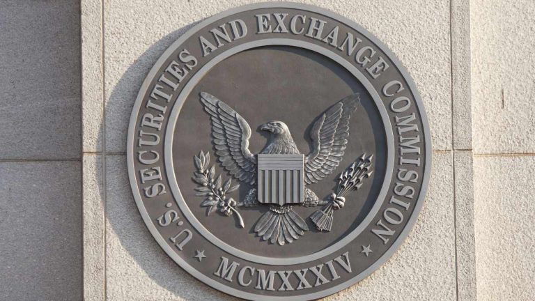 Former SEC Official’s Crypto Warning: Regulatory Onslaught Is Just Beginning