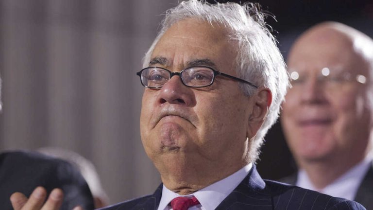 Bank Board Member and Dodd-Frank Co-Sponsor Barney Frank Suspects ‘Anti-Crypto’ Message Behind Signature Bank Failure