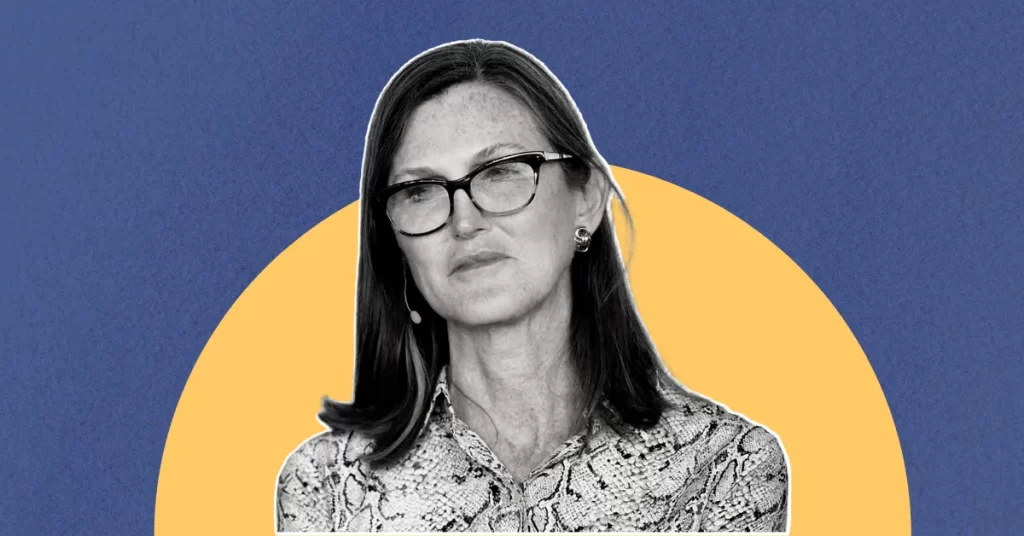 Cathie Wood Sees Binance’s Legal Troubles as an Advantage for Coinbase