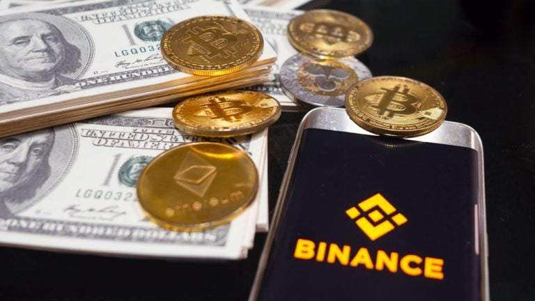 Judge Postpones Asset Freeze as Binance US and SEC Agree to Work on Deal