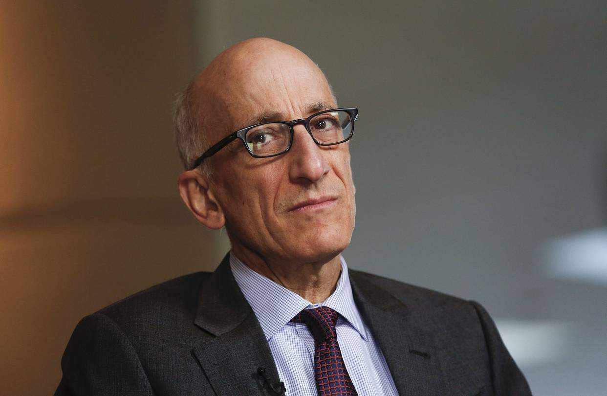 Stablecoins Connect Crypto With the Real World: CFTC Former Chair