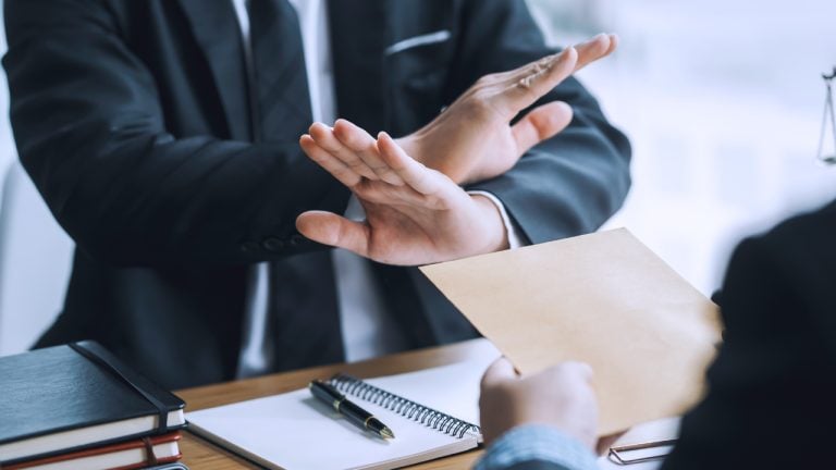 Former FTX Law Firm Denies Role in Collapse; Challenges Allegations as ‘Fatally Deficient’ in Court Motion 