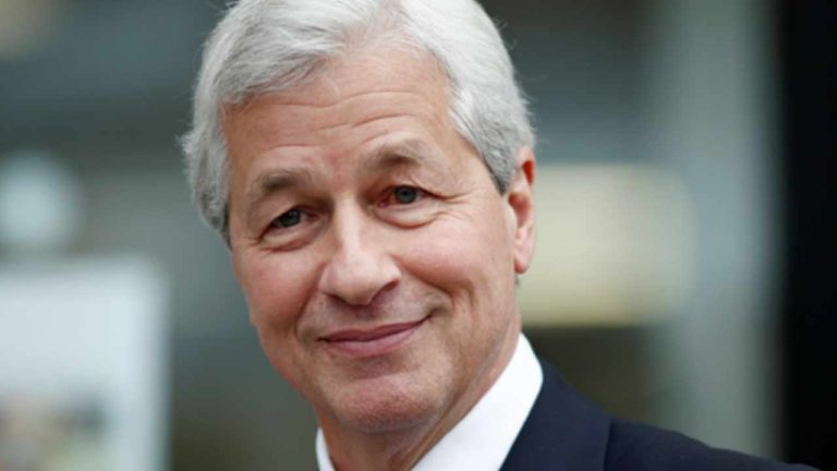JPMorgan CEO Jamie Dimon Warns of Recession — Says ‘Huge Mistake’ to Think US Economy Will Boom for Years
