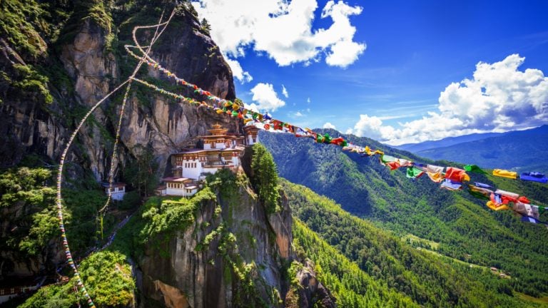 Report: Bhutan Commences Plan to Develop 600-Megawatt Bitcoin Mining Farm