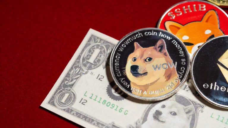 Biggest Movers: SHIB, DOGE Fall, as Crypto Markets Consolidate