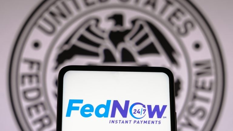 Bitcoin Magazine Clashes With Federal Reserve Over Satirical ‘Fednow’ Merchandise