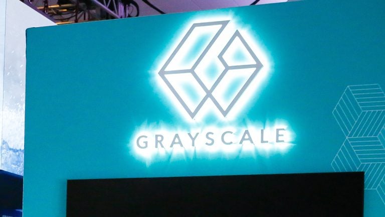 Grayscale’s GBTC Witnesses Historic Shrink in Discount to NAV as Metric Taps Single Digits