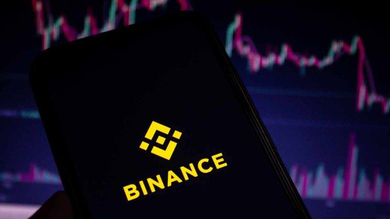 Binance to Convert Delisted Crypto to USDC — Advises Users to Withdraw Affected Tokens Before Deadline