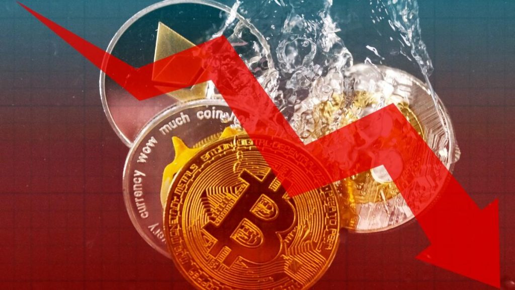 Crypto Market Crash: Early Signs of Recession as Fed Maintains Tightening
