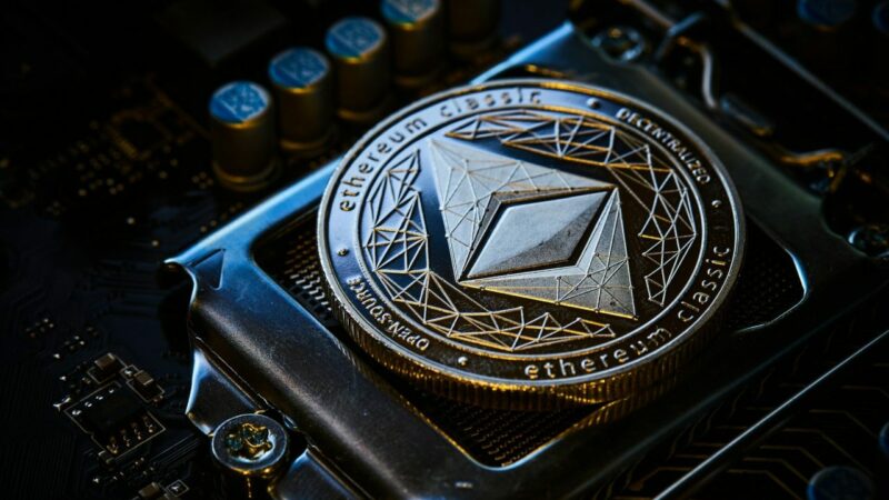 Over 300,000 ETH Withdrawn from Exchanges In 7 Days: Ethereum Preparing For $6,000?