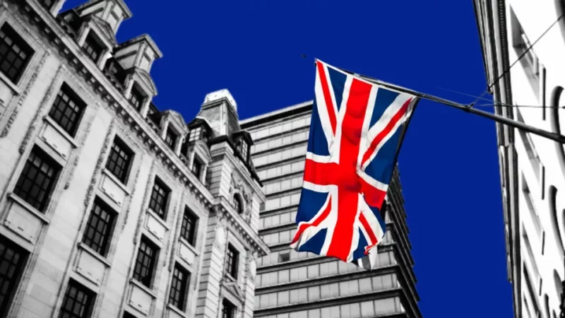 UK Crypto Regulation 2025: Rivalling EU MiCA with New Stablecoin Rules