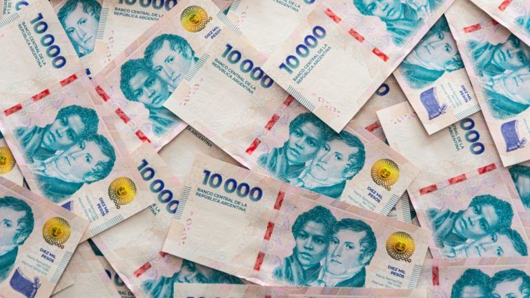 Ethereum’s Buterin Acknowledges Argentine Peso’s Comeback