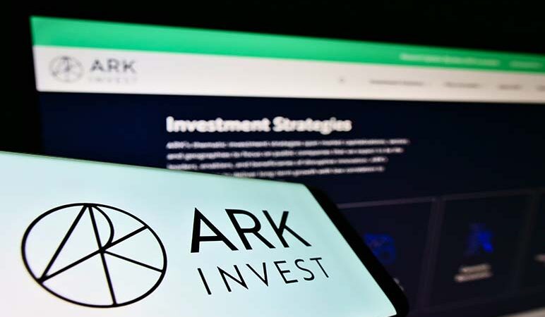 BlackRock and ARK Invest Significantly in Bitcoin Buys Indicating Strong Institutional Demand