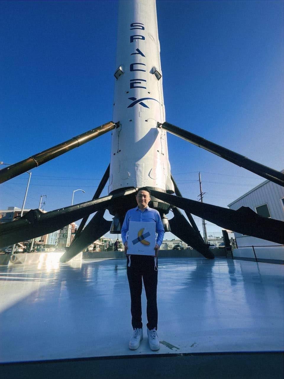 Justin Sun Sparks Market Frenzy After SpaceX Visit and Bizarre Banana-to-Sun Tweet