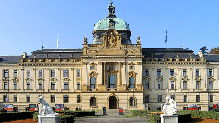 $46M Bitcoin Donation Pushes Czech Government to the Brink