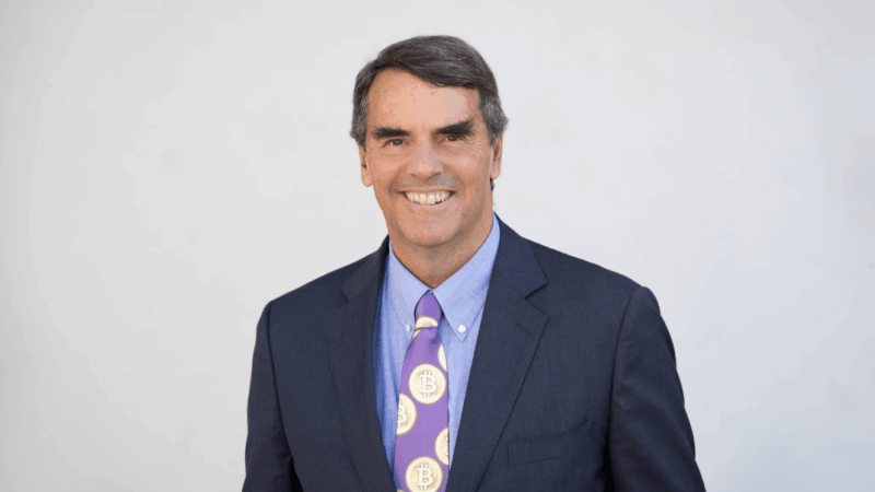 Bitcoin Could Break The Dollar — $250K Prediction Still In Play, Billionaire Says