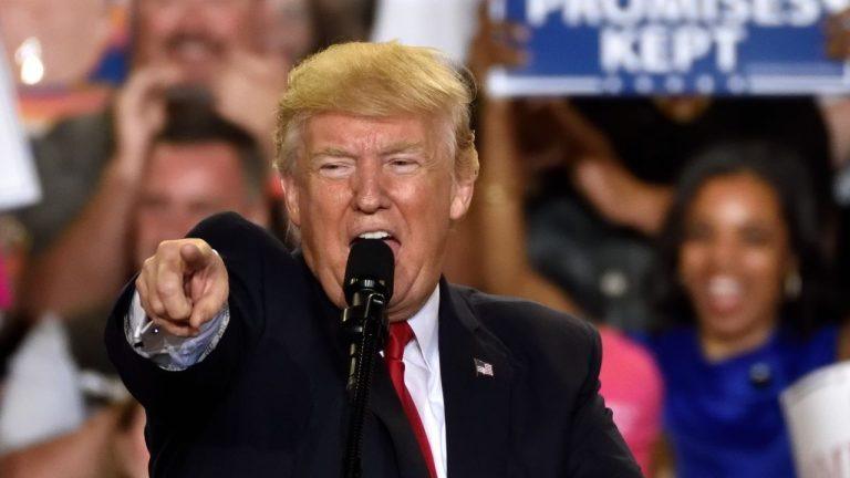 Bitcoin Trades Sideways After Trump Calls Out Powell, Again