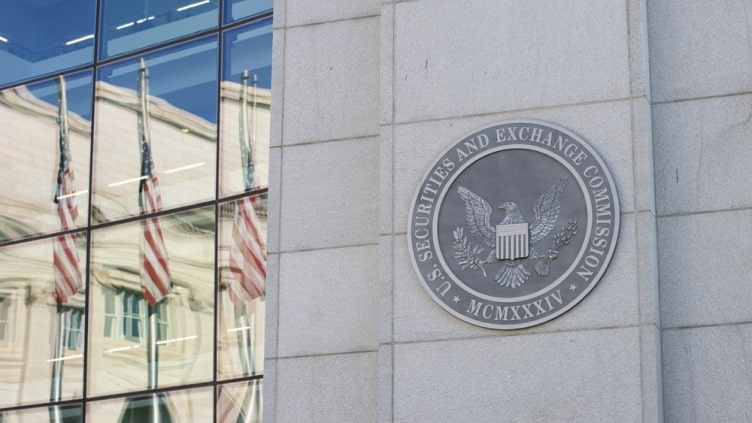 SEC’s Surprise Move on DeFi Sparks Frenzy: Top CEOs React as Crypto Policy Shifts in U.S.