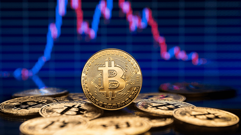 Bitcoin Derivatives Stack Swells to $135.76 Billion