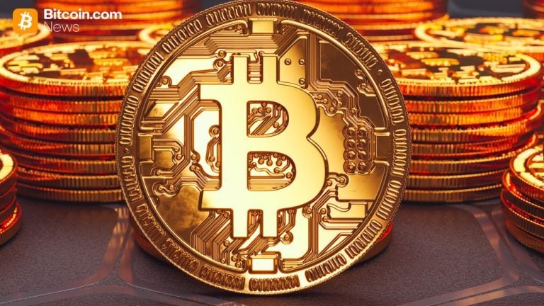 Robert Kiyosaki Warns America Is Losing Freedom, Democracy, Capitalism—Says Bitcoin Offers Protection