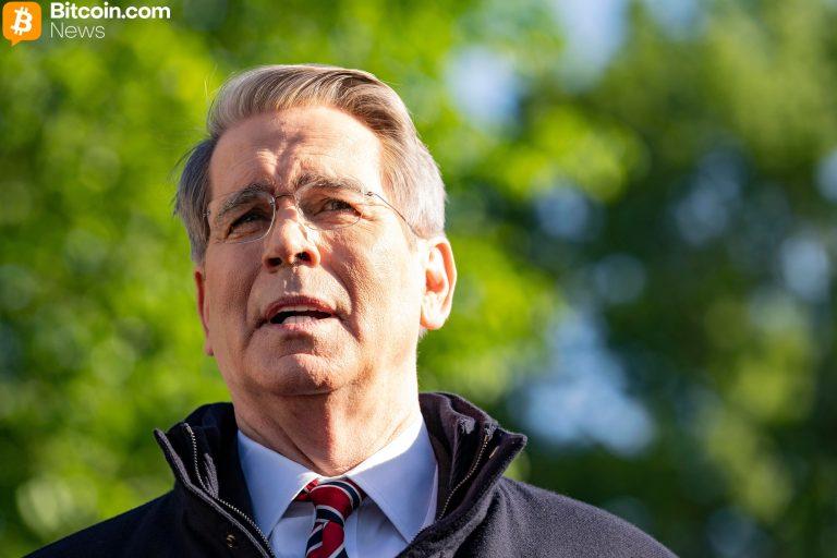 Beijing Urges Lenders to Limit US Debt Exposure Amid Market Volatility