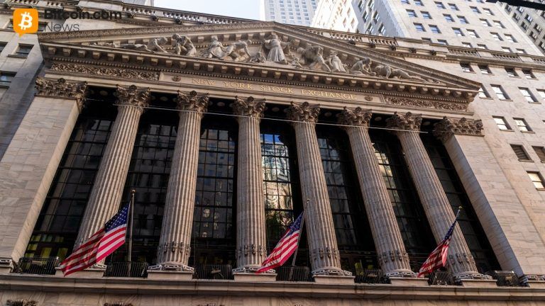 S&P 500 Closes at Record 7,599 as Stocks Outrun a Lagging Bitcoin