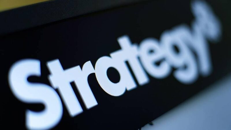 Strategy’s STRC Crashes to $89 as Bitcoin Treasury Risks Shake High-Yield Investors
